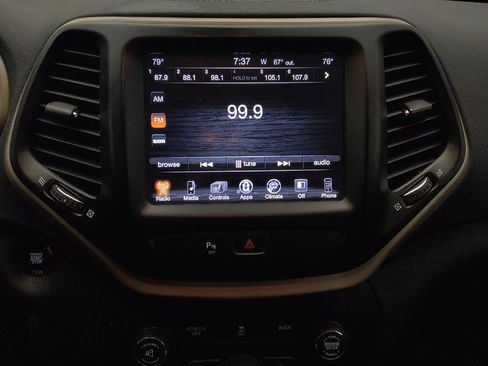 Used 2018 Jeep Cherokee Limited w/ High Altitude Package image 25