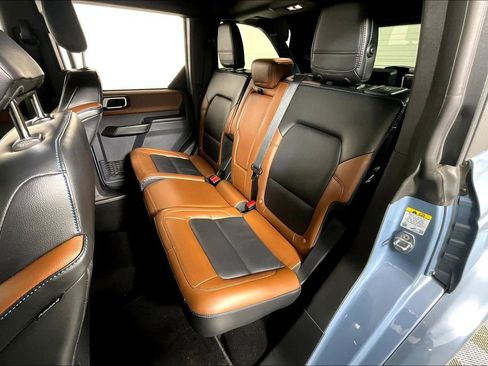 Used 2024 Ford Bronco Outer Banks image 25