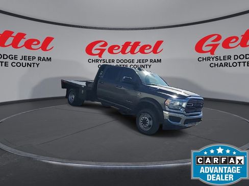 Used 2022 RAM 4500 SLT w/ Quick Order Package 2YG SLT image 2