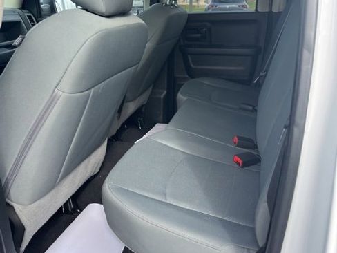 Used 2018 RAM 1500 Express image 22