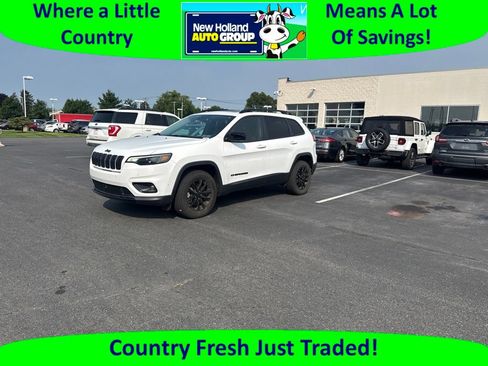 Certified 2023 Jeep Cherokee Altitude Lux w/ Lux Elite Package AWD/4WD image 1