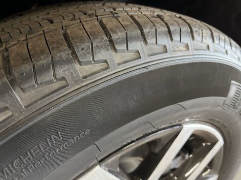 New 2025 Jeep Grand Cherokee L Limited w/ Luxury Tech Group II image 15