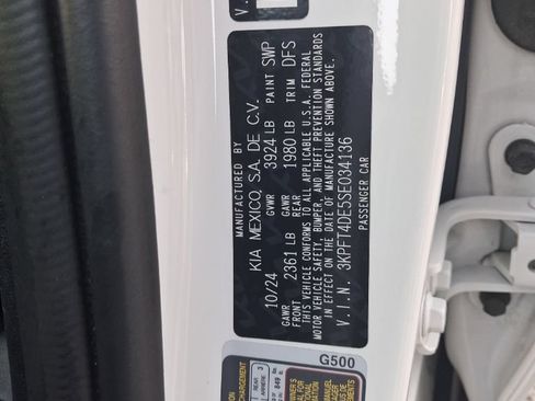 Used 2025 Kia K4 FWD image 3