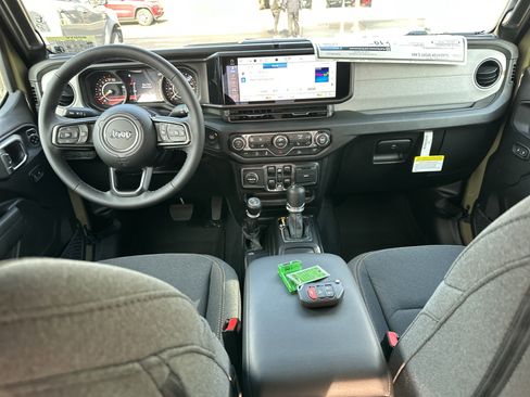 New 2026 Jeep Gladiator Sport image 30