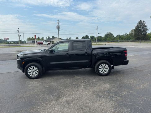 Used 2023 Nissan Frontier SV w/ Tow Package image 8
