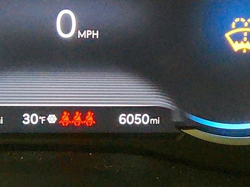 Used 2024 Genesis G70 2.5T w/ Sport Prestige Package image 15