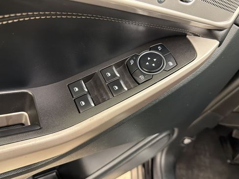 Certified 2024 Ford Explorer Limited AWD/4WD image 28