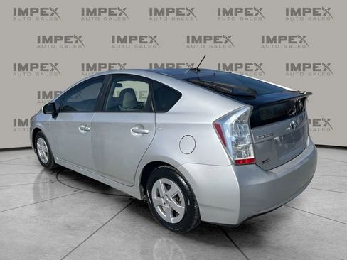 Used 2011 Toyota Prius Two image 3