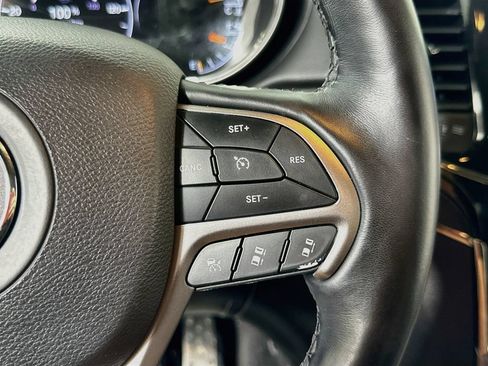 Used 2019 Jeep Grand Cherokee High Altitude RWD image 24