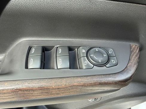 Used 2021 GMC Acadia Denali w/ Denali Ultimate Package image 11