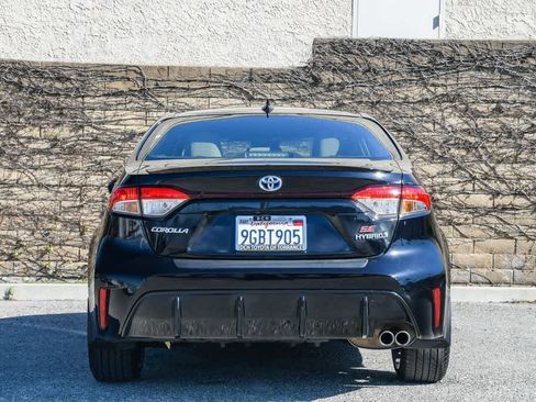 Used 2023 Toyota Corolla SE w/ Carpet Mat Package (TMS) image 7