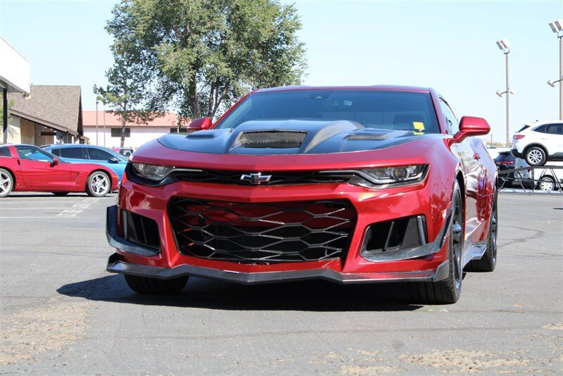 Used 2019 Chevrolet Camaro SS w/ LPO, Ground Effects Package RWD image 2