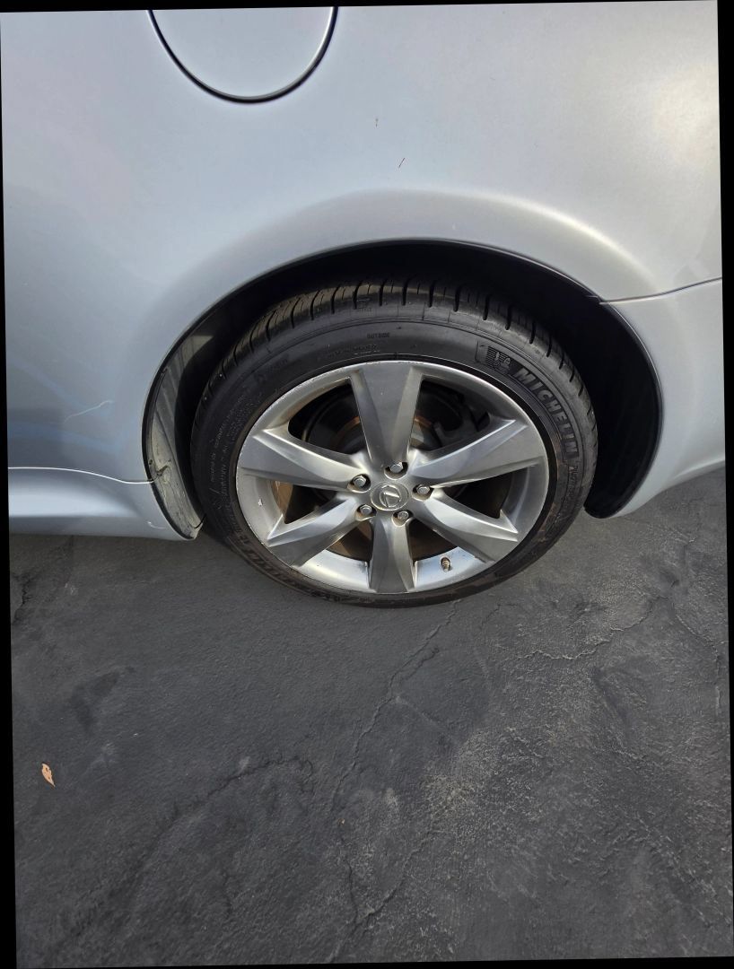 Used 2010 Lexus SC 430 Convertible RWD image 32