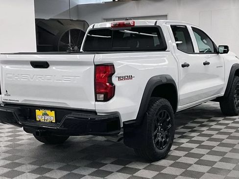 Used 2023 Chevrolet Colorado Trail Boss w/ Technology Package AWD/4WD image 13
