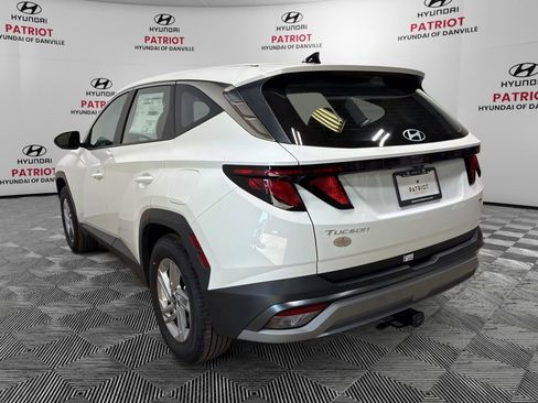 New 2026 Hyundai Tucson SE image 4