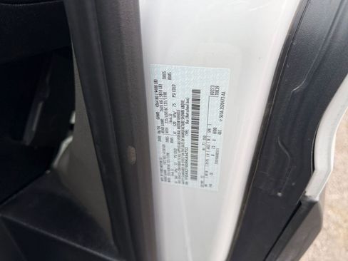 Used 2024 Ford Transit 350 XLT image 27