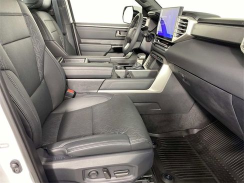 Used 2025 Toyota Tundra Limited image 10