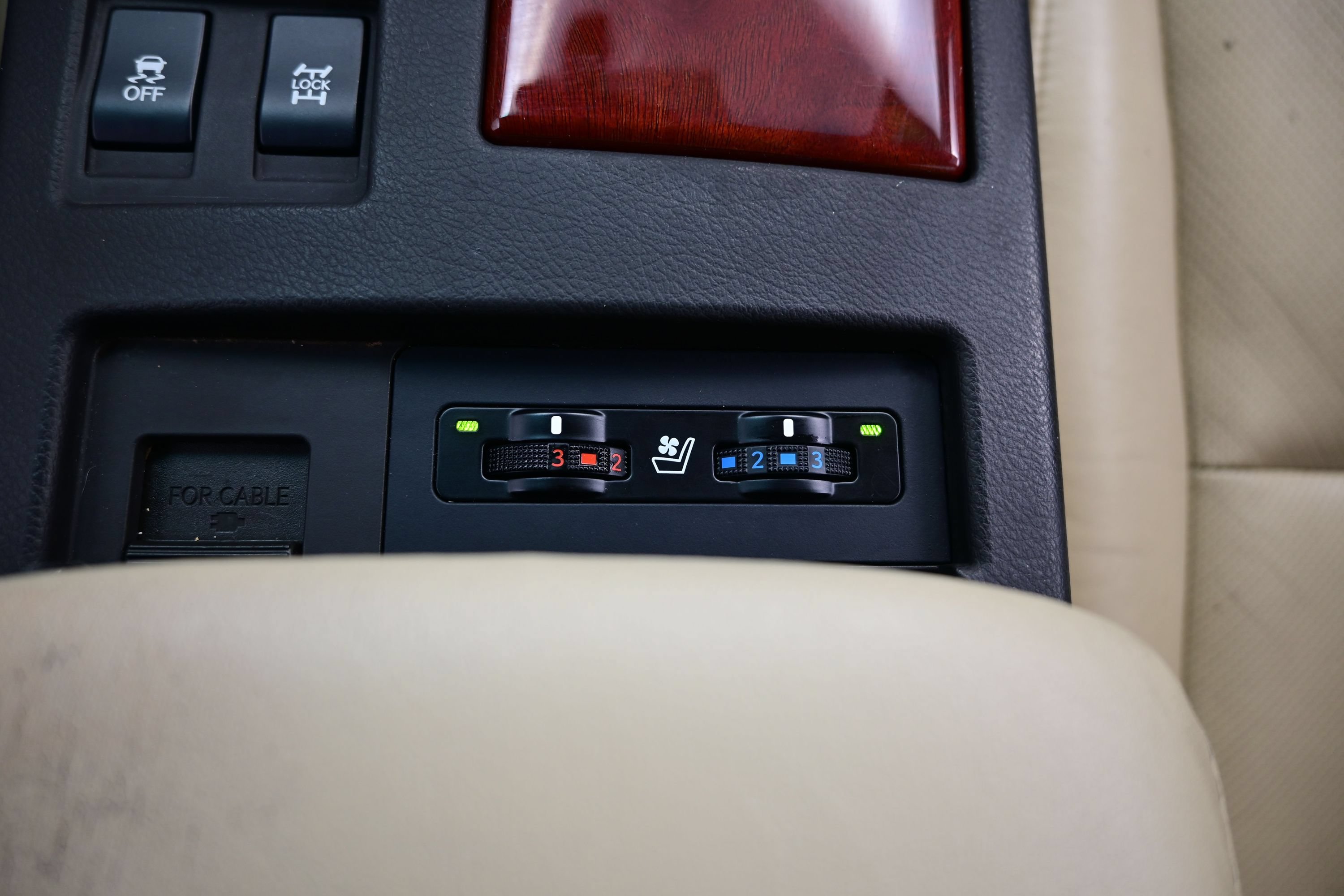 Used 2012 Lexus RX 350 AWD w/ Premium Pkg image 24