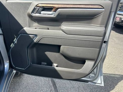 New 2026 GMC Sierra 1500 Elevation w/ Elevation Select Package AWD/4WD image 17