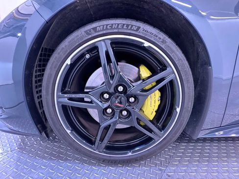 Used 2021 Chevrolet Corvette Stingray Preferred Cpe w/ Z51 Performance Package RWD image 10