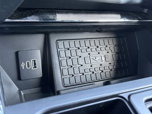 New 2025 Ford F150 Lariat w/ Equipment Group 502A High image 22