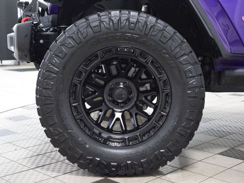 Used 2026 Jeep Wrangler Unlimited Rubicon AWD/4WD image 29