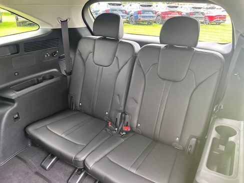 New 2025 Kia Sorento S image 25