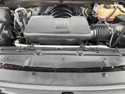 Used 2023 GMC Yukon Denali w/ LPO, Floor Liner Package image 32