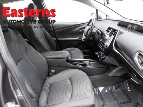 Used 2021 Toyota Prius Prime LE FWD image 23