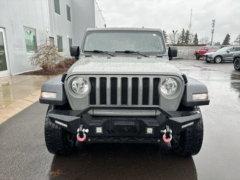 Used 2020 Jeep Wrangler Sport image 6