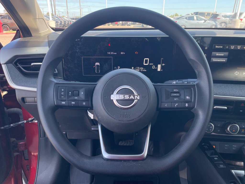 Used 2025 Nissan Kicks SV w/ SV Premium Package FWD image 7