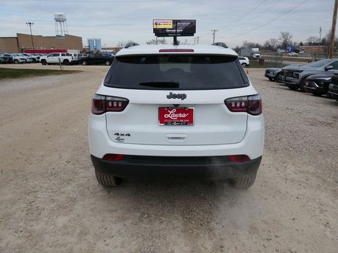 New 2026 Jeep Compass Latitude AWD/4WD image 5