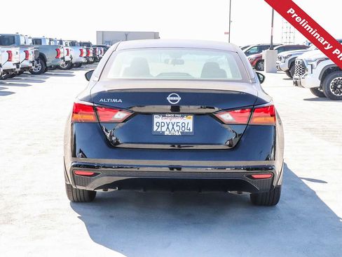 Used 2024 Nissan Altima 2.5 S FWD image 7
