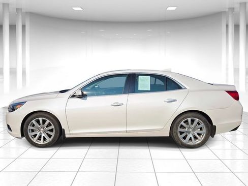 Certified 2015 Chevrolet Malibu LTZ FWD image 2