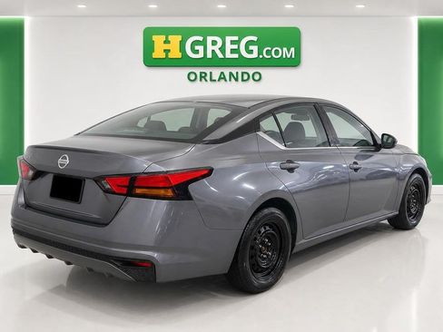Used 2022 Nissan Altima 2.5 S FWD image 4