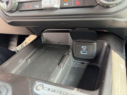 Used 2025 Ford Bronco Big Bend AWD/4WD image 13