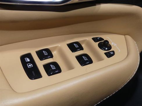 Used 2019 Volvo XC90 T6 Inscription w/ Luxury Package image 21