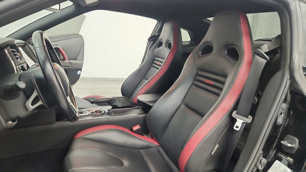 Used 2012 Nissan GT-R Black Edition AWD/4WD image 61