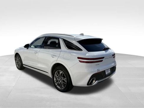 Used 2025 Genesis GV70 2.5T image 7