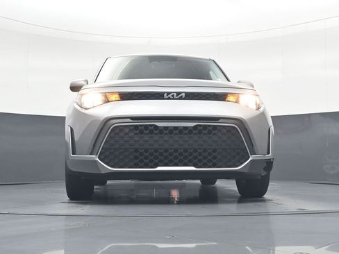 Used 2025 Kia Soul LX w/ LX Technology Package image 16