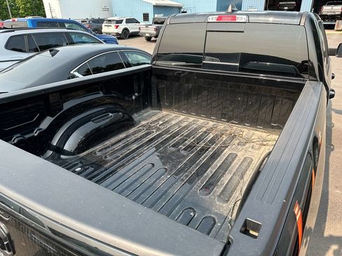 Used 2024 RAM 1500 Big Horn AWD/4WD image 6