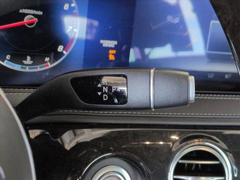 Used 2019 Mercedes-Benz S 450 Sedan image 12