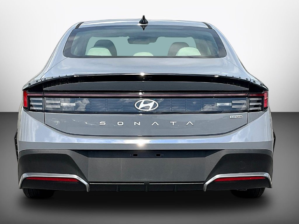 New 2026 Hyundai Sonata Blue FWD image 4