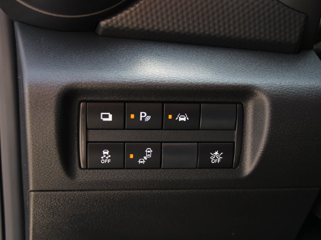 Used 2025 Nissan Kicks Play S FWD image 22