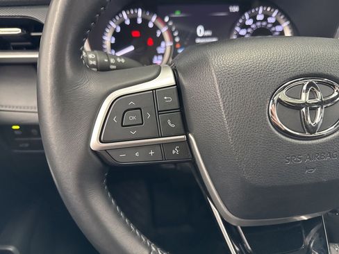 Used 2023 Toyota Highlander XSE AWD/4WD image 21