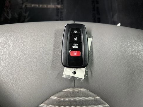 Used 2021 Toyota Camry SE w/ Cold Weather Package image 37