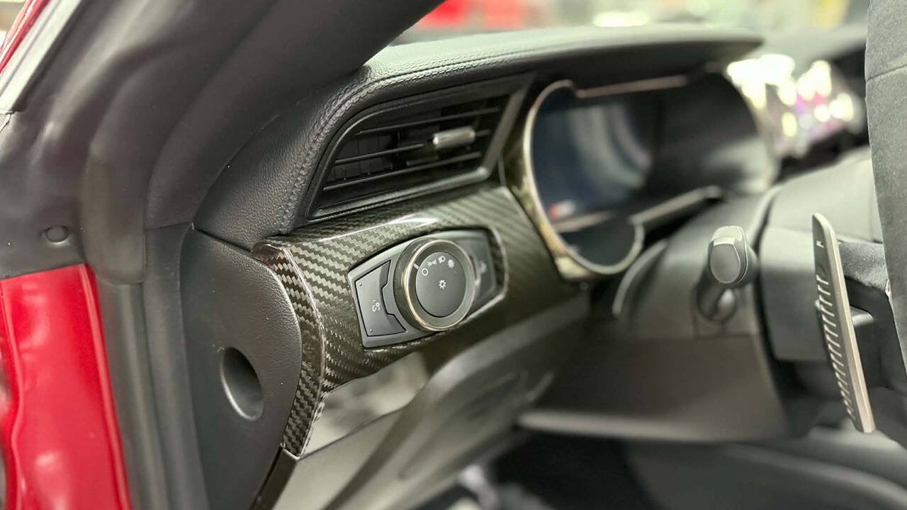 Used 2021 Ford Mustang Shelby GT500 w/ Carbon Fiber Track Pack RWD image 21