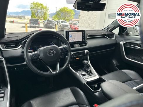 Used 2021 Toyota RAV4 XSE AWD/4WD image 9