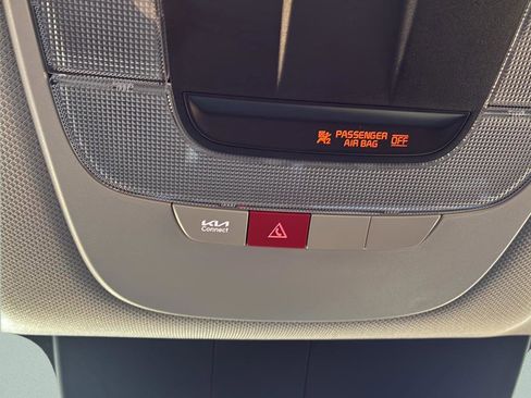 New 2026 Kia Sorento LX image 28