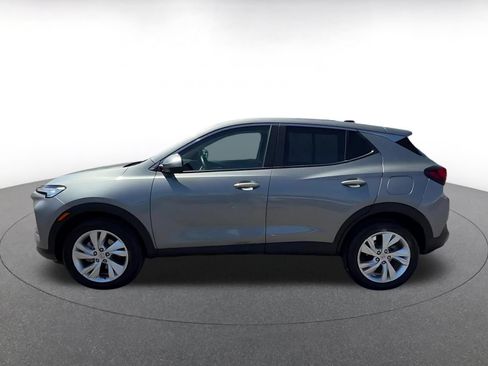 Used 2025 Buick Encore GX Preferred FWD image 9